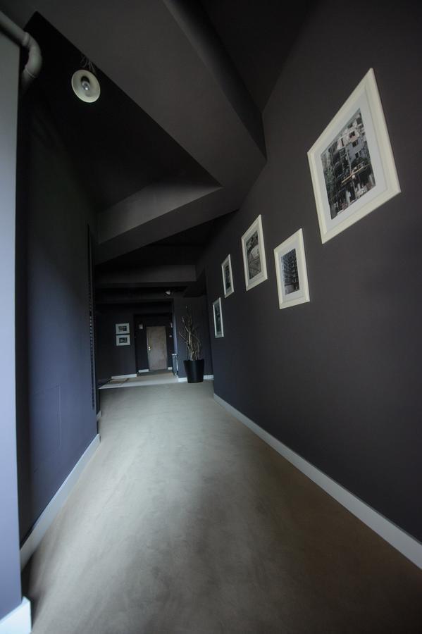Studio Apartment *
